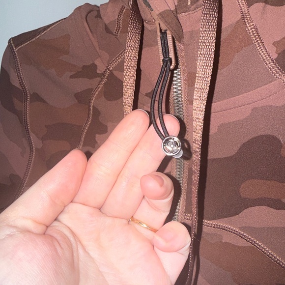 Women's LULULEMON DEFINE Brown Camouflage Zip-Up Hoodie - Picture 3 of 6